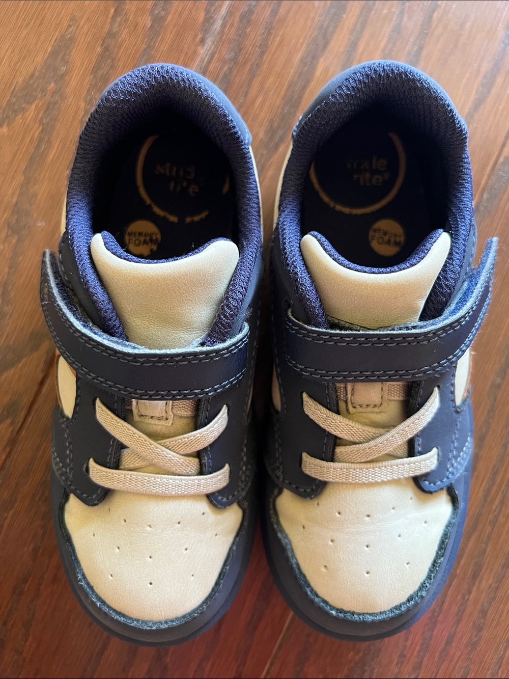 Stride Rite London Sneakers for Boys - Picture 4 of 10